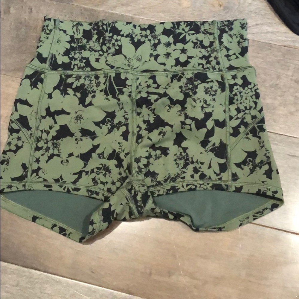 Lulu lemon shorts
